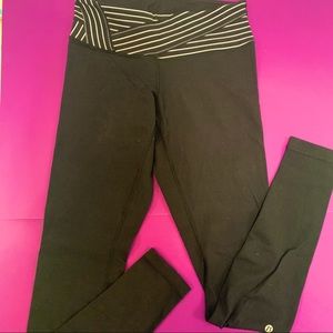 Lululemon black leggings